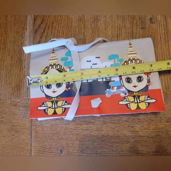 Artistry studio bangkok edition makeup brushes bag - Picture 3 of 13